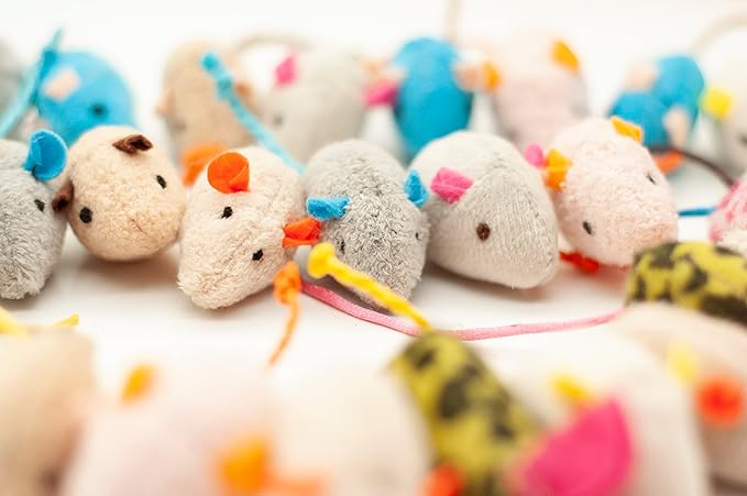 Fashion's Talk Mouse Catnip Cat Toys Soft Plush Catnip Mice Assorted Style Catnip Cat Toys Variety Pack 32 Count