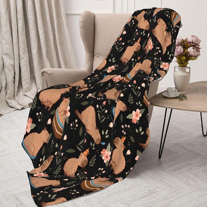 Cute Capybara Pattern Soft Fleece Blanket - Cozy and Cute Animal Design for Bed, Couch, or Gift 60"x50"