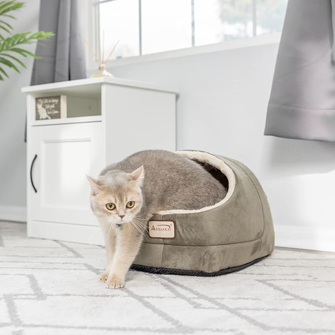 Armarkat Laurel Green Cat Bed Size, 18-Inch by 14-Inch