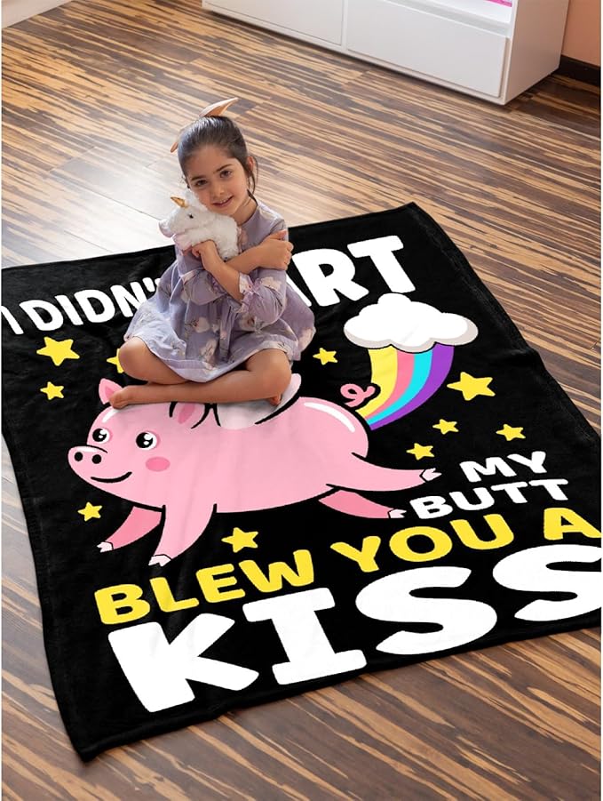 Funny Pig Blanket Gift for Girls Boys- 40x50 Inches Soft Flannel Throws Blankets Funny Gift for Teen Women Men Adult Cute Pig Lover Gifts for Birthday Christmas Halloween Bed Sofa Couch