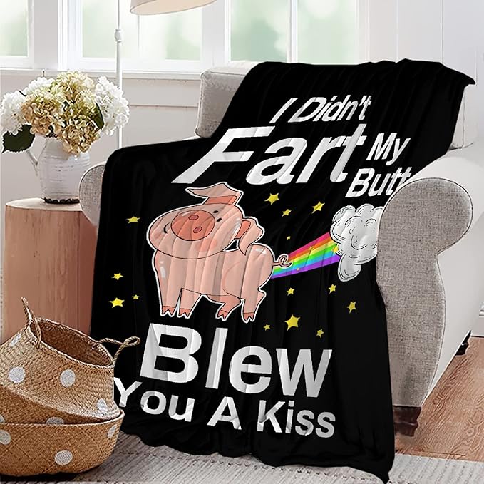 Pig Blanket,Girls Pink Pigs Animal Fleece Lightweight Throws,I Didnt My Blew You A Kiss,Super Soft Sherpa Blankets, for Bed Sofa Couch,Funny Things for Teen Girl Boy,40"x50" for Kids