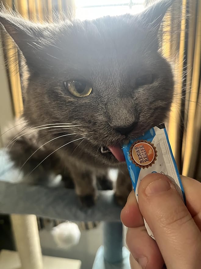 Rena's Recipe Kitty Licks (28 Tubes / 7 Flavors) Chicken - Chicken with Liver - Chicken with Tuna - Tuna - Tuna with Seafood - Tuna with Salmon - Tuna with Scallop