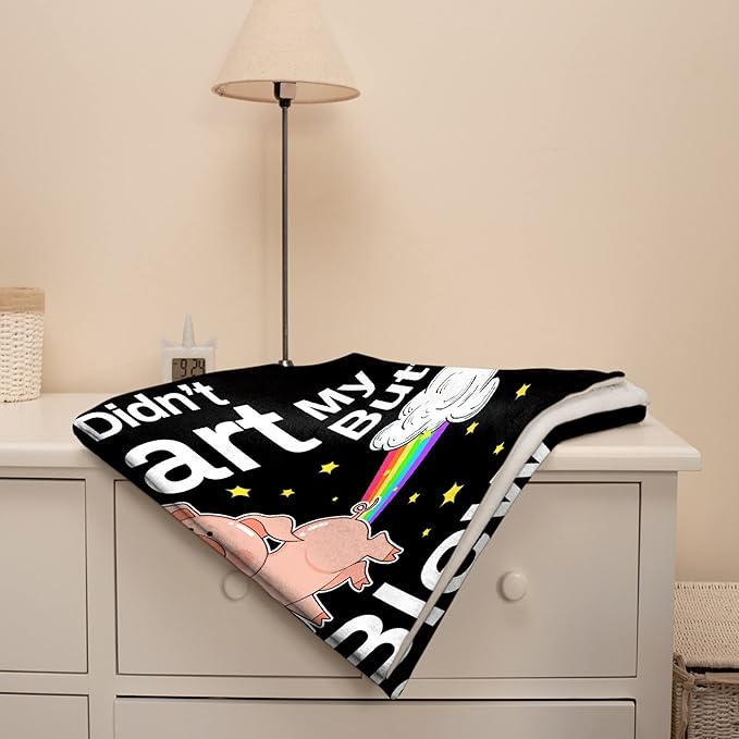 Custom Funny Pig Blanket Gift for Men Women, 40x50 Inches Soft Flannel Cozy Throws Blankets Funny Gift Idea for Adult Teen Kids Girls Boys Animals Pattern for Birthday Christmas Bed Sofa Couch