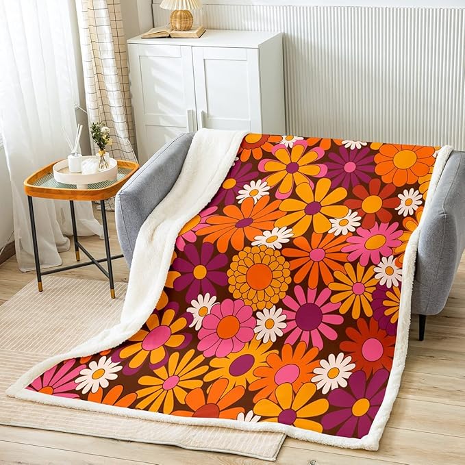 Erosebridal Groovy Floral Fleece Blanket for Girls - Retro Flower Sherpa Chic Daisy Queen Size Throw Blanket for Sofa & 70s Party Decorations