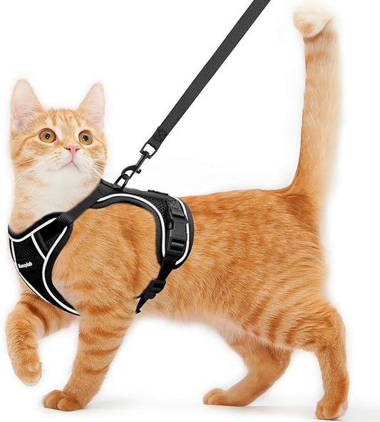 Cat Harness and Leash for Walking Escape Proof Soft Adjustable Cat Leash Breathable Comfortable Vest Easy to Wear Kitten Harness for Outdoor Travel Black XS