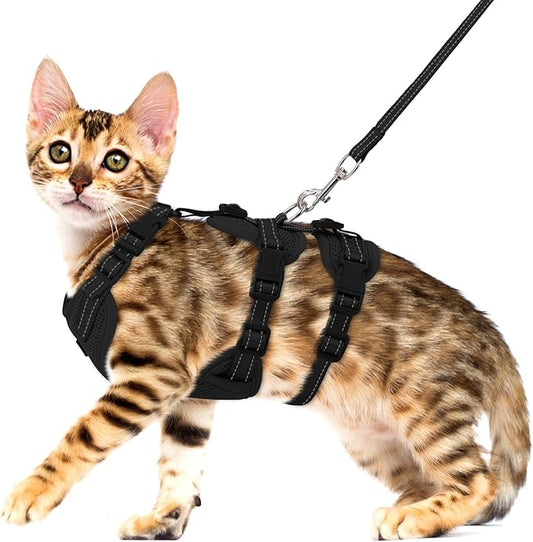 Fully Escape Proof Cat Harness and Leash Set for Walking, Adjustable Soft Kitten Vest with Reflective Strip for Small Medium Large Adult Cats, Breathable Kitty Harness,Black S