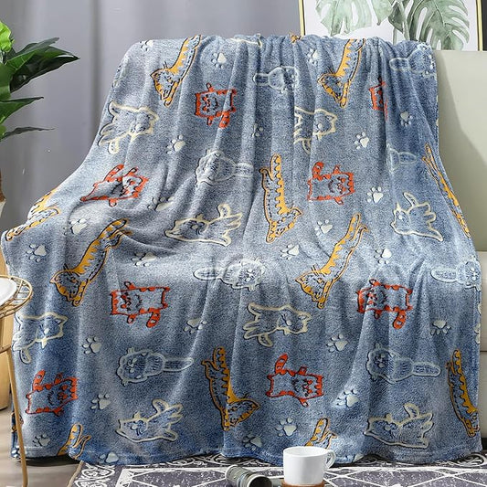 Sviuse Cat Blanket Soft Flannel Fleece Blankets with Minimalist White Cats Pattern, Cozy and Warm for Bed, Sofa, or Gift for Cat Lovers Girls, Women, Kids (Cat 11, 50" X 60")